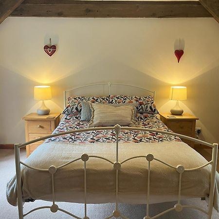Troedyrhiw Holiday Cottages คาร์ดิแกน ภายนอก รูปภาพ