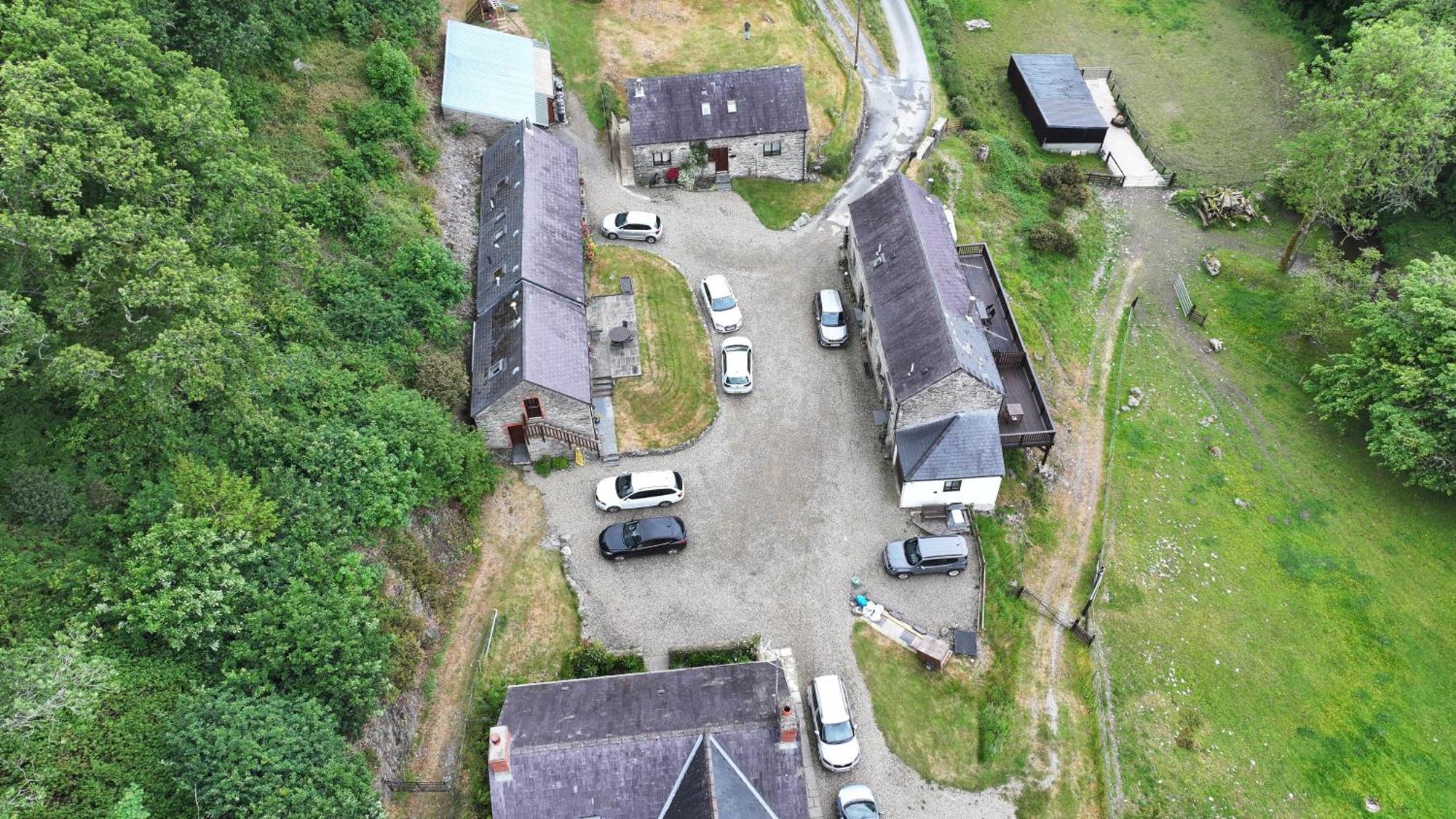 Troedyrhiw Holiday Cottages คาร์ดิแกน ภายนอก รูปภาพ